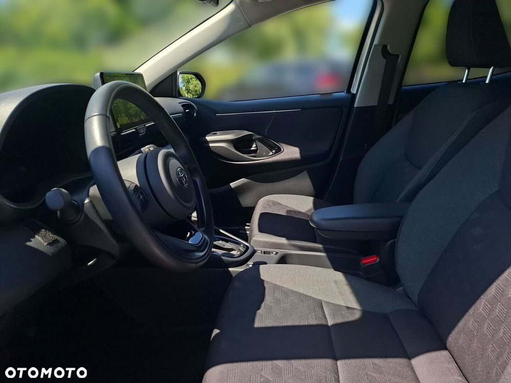 Toyota Yaris Hybrid 1.5 Style - 13