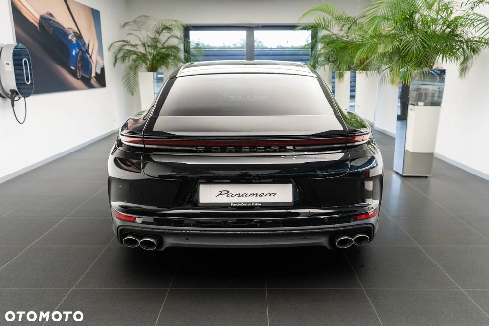Porsche Panamera 4 E-Hybrid PHEV - 5