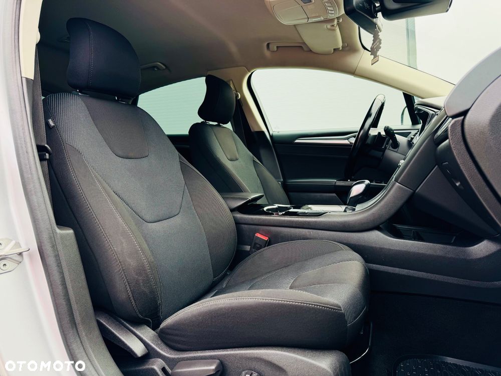 Ford Mondeo 2.0 TDCi Titanium PowerShift - 37