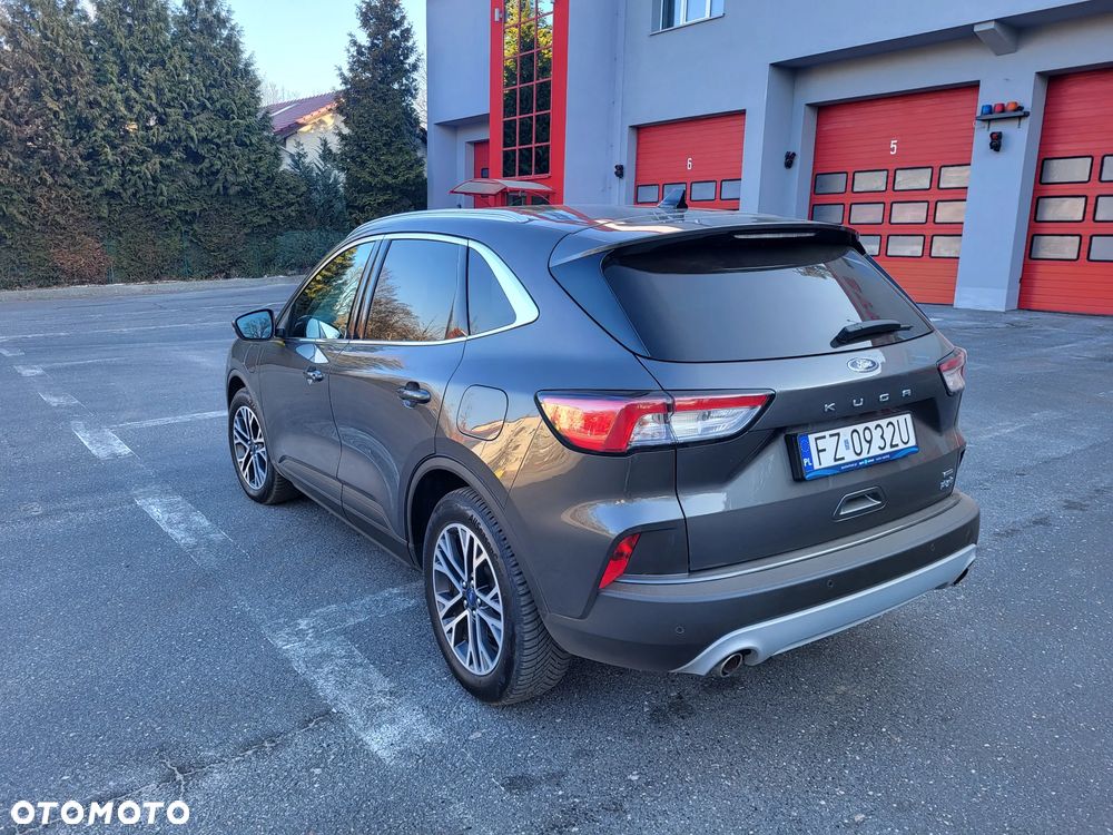Ford Kuga - 22