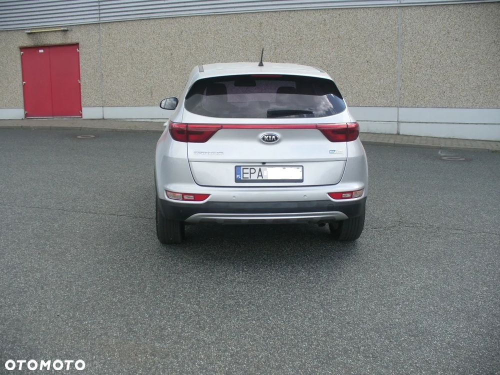Kia Sportage 2,0 CRDI AWD Platinum - 6