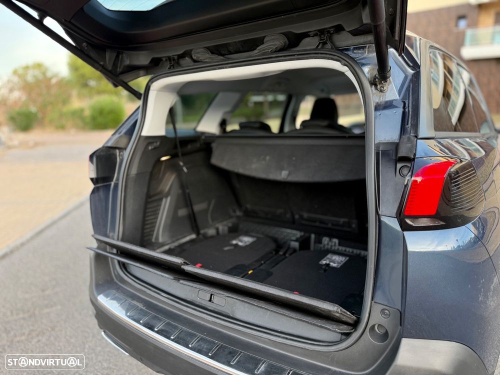 Peugeot 5008 1.2 PureTech Allure EAT8 - 18