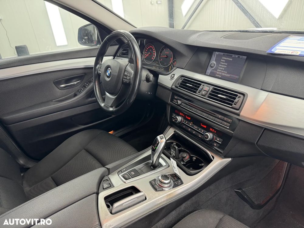 BMW Seria 5 525d Sport-Aut. - 18