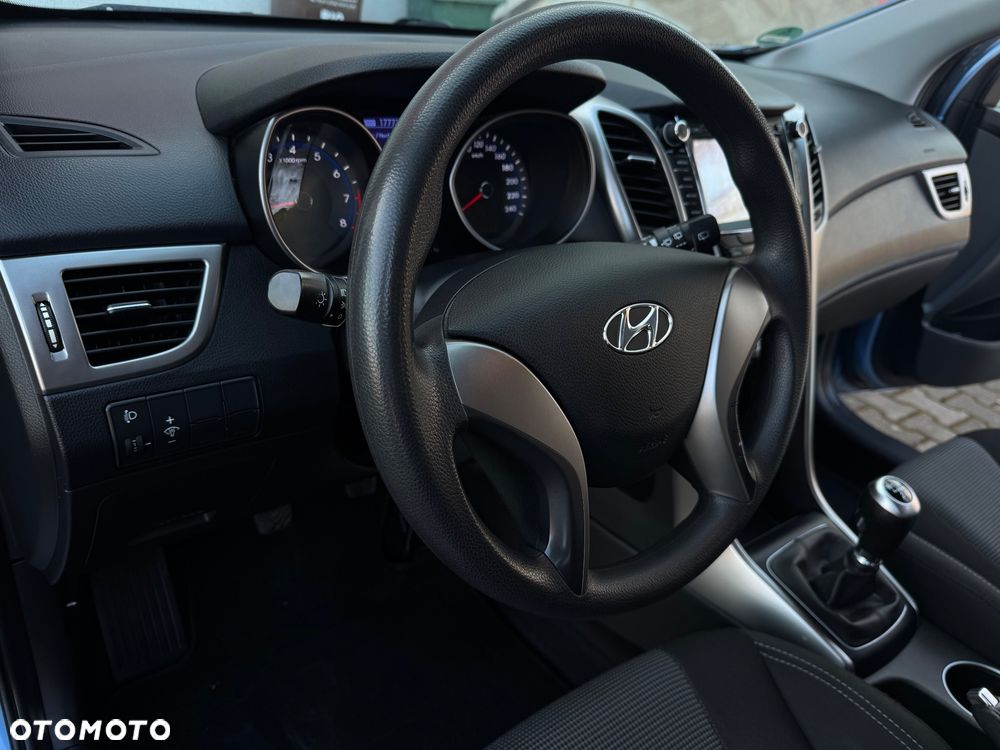 Hyundai i30 - 11