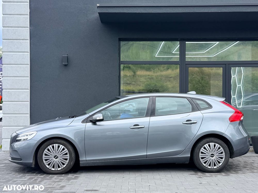Volvo V40 - 13