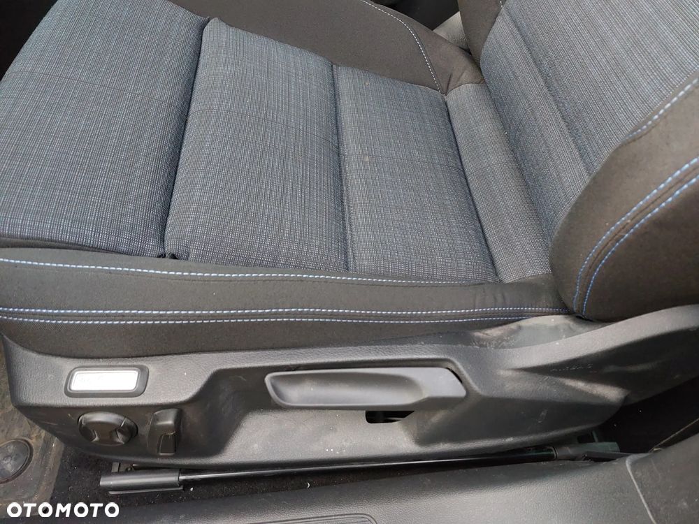 Volkswagen Passat 1.4 TSI Plug-In Hybrid GTE DSG - 10