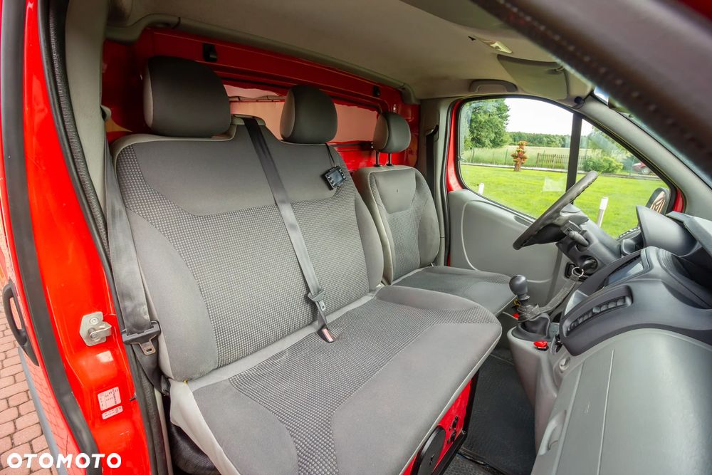 Opel Vivaro - 8