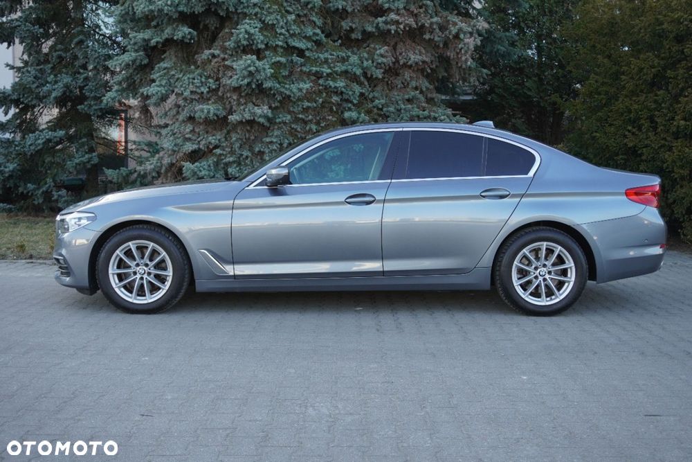 BMW Seria 5 520d xDrive - 8