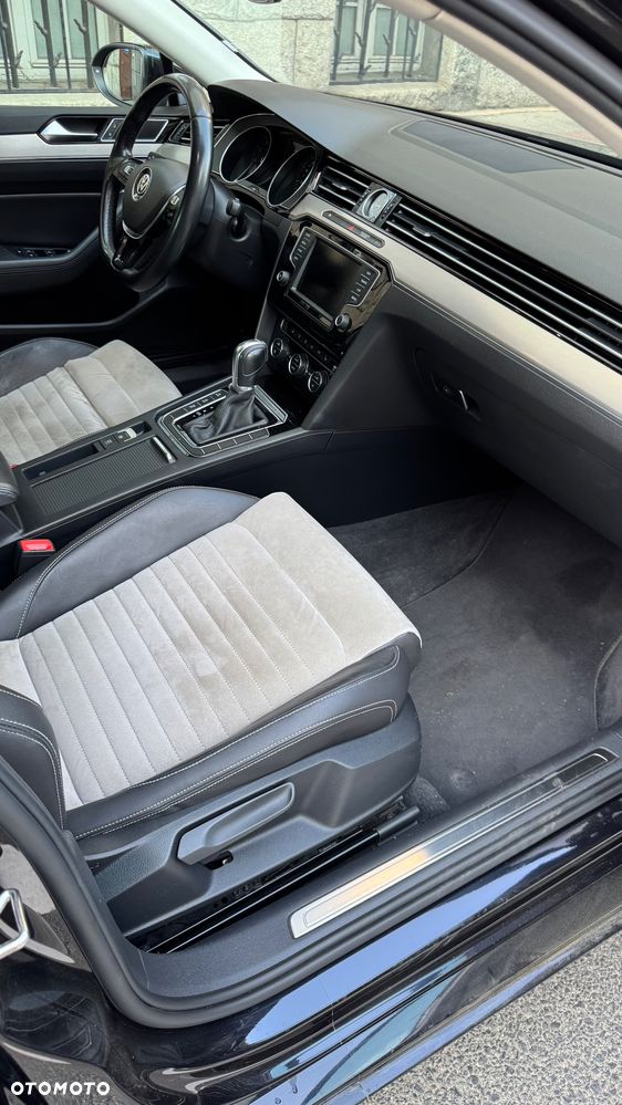 Volkswagen Passat 1.8 TSI BMT Highline DSG - 17