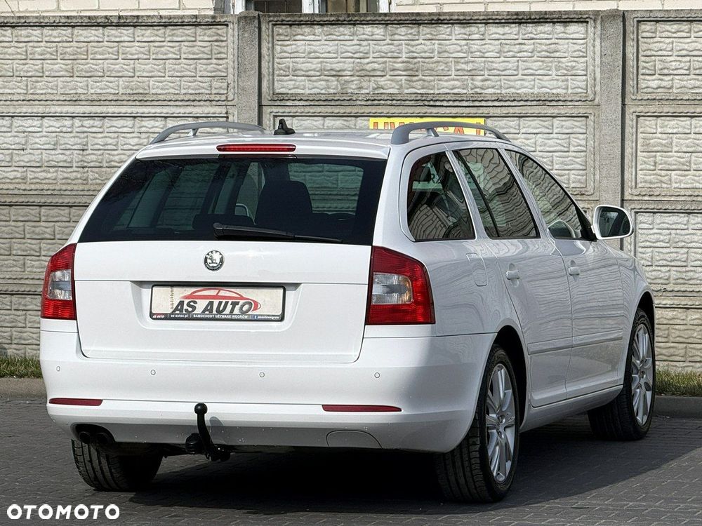 Skoda Octavia 1.4 TSI Elegance DSG - 4