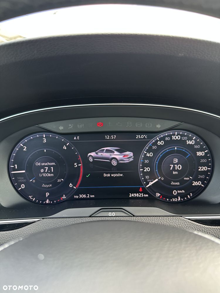 Volkswagen Passat 2.0 TDI BMT Comfortline DSG - 17