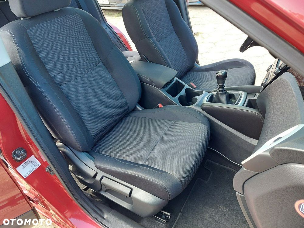 Nissan Qashqai - 16