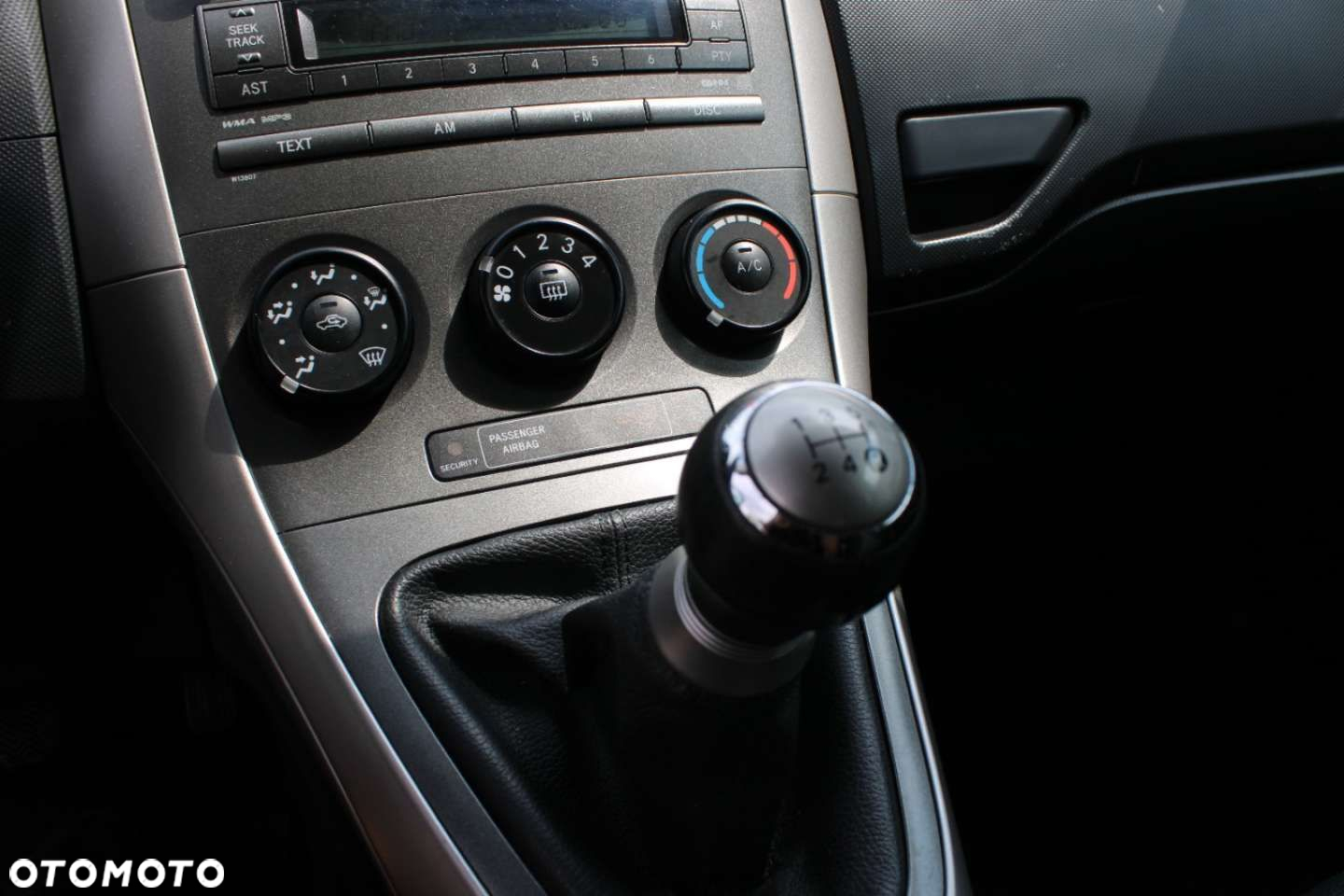 Toyota Auris - 38