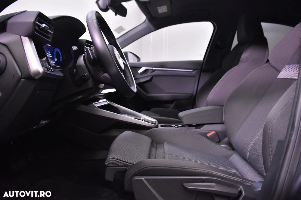 Audi A3 30 TFSI S tronic - 23