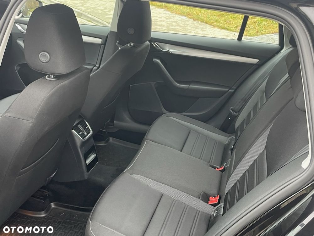 Skoda Octavia 1.5 TSI GPF ACT Ambition - 8
