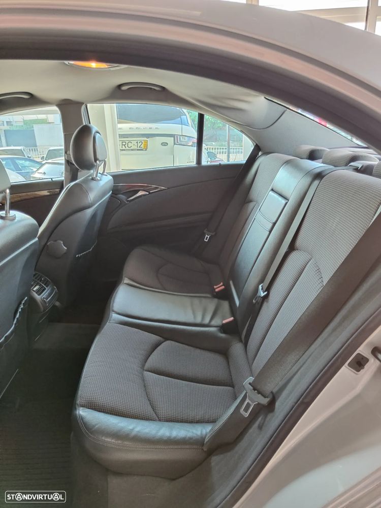 Mercedes-Benz E 220 CDi Avantgarde - 15