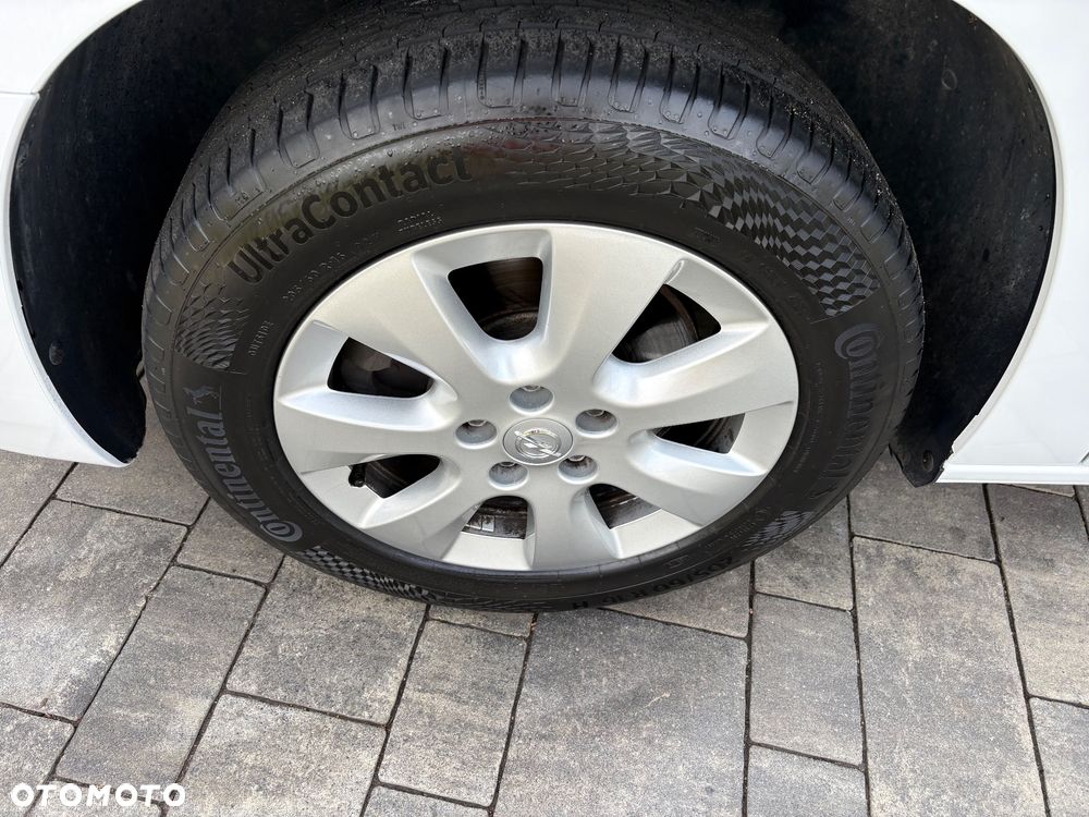 Opel Combo 1.5 D Start/Stop Elegance - 32