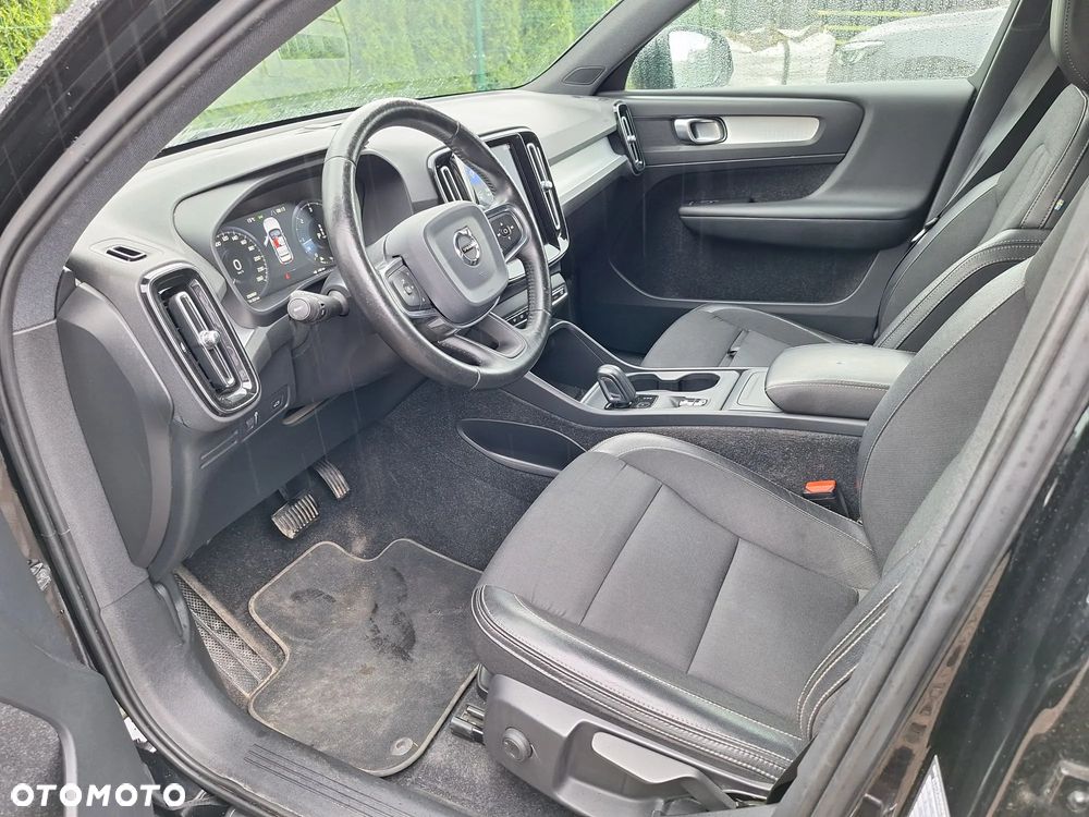 Volvo XC 40 D3 Momentum - 11