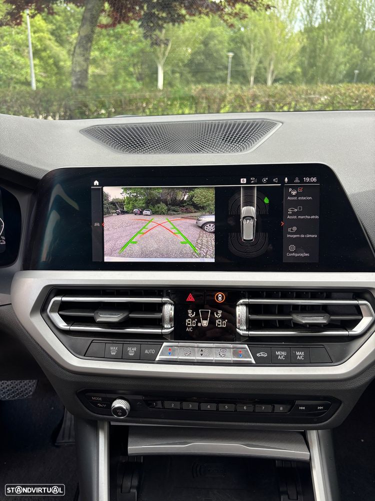 BMW 330 e Corporate Edition Auto - 17
