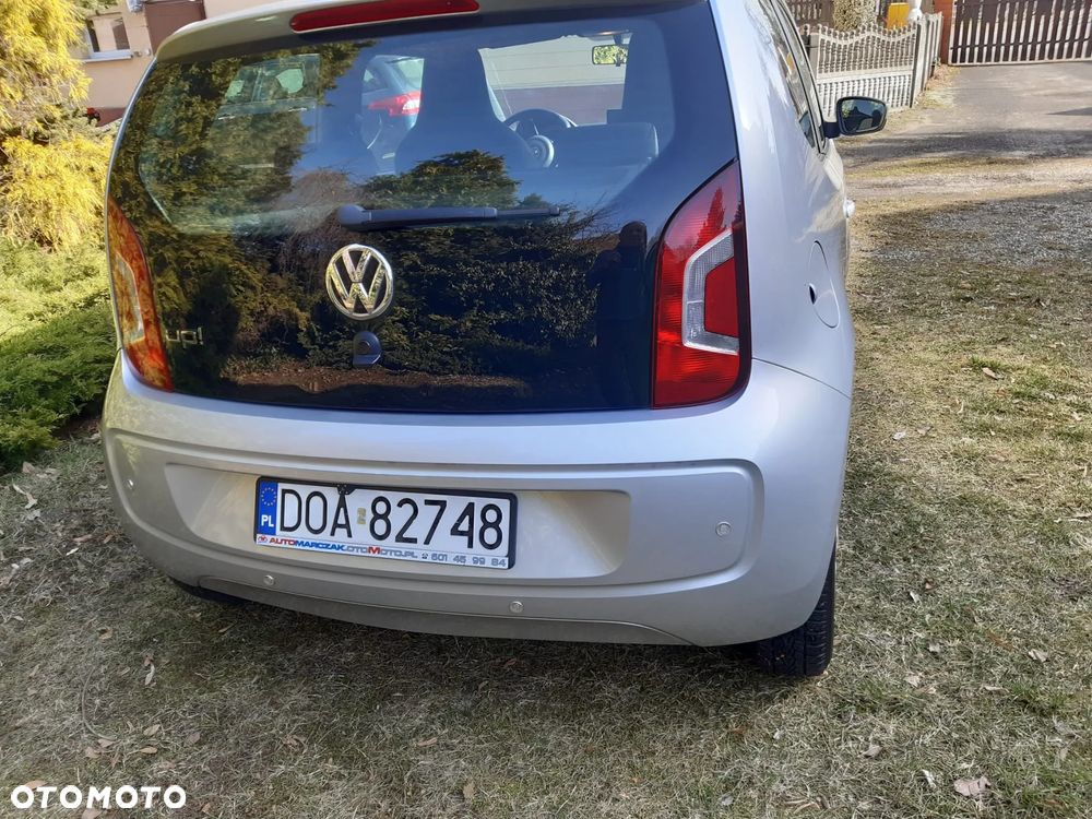 Volkswagen up! 1.0 street EU6 - 6