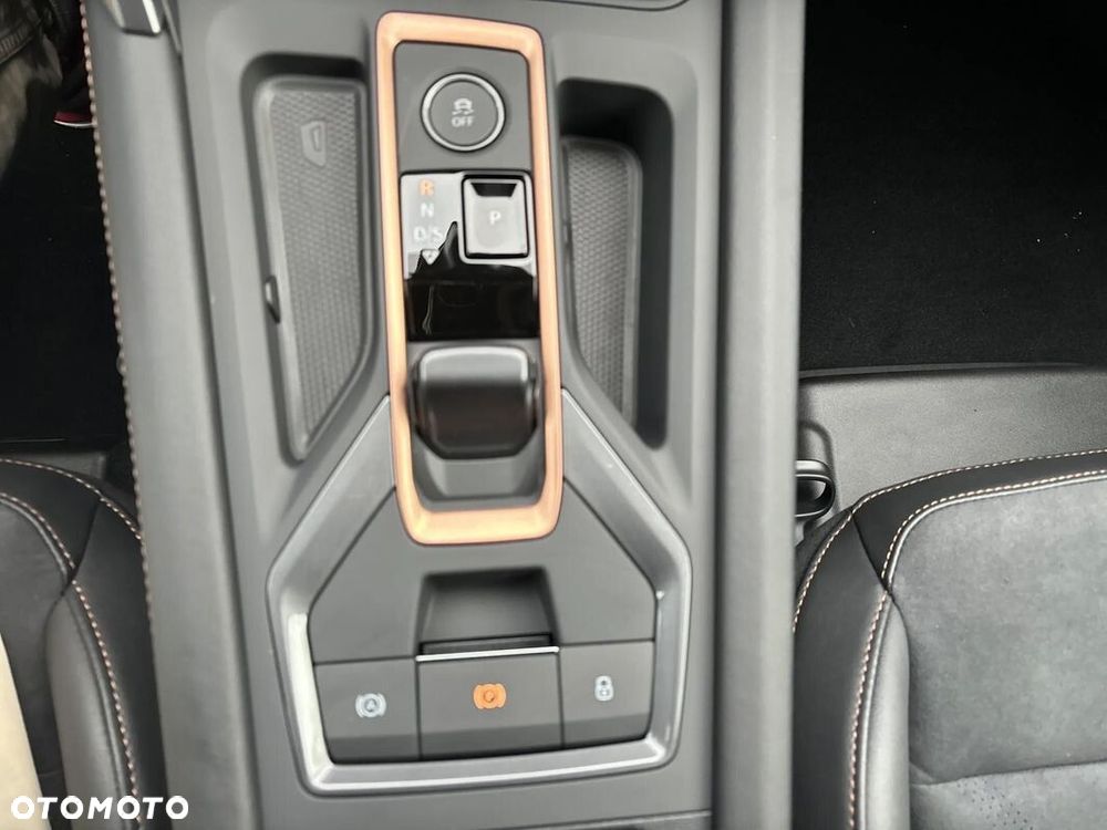 Cupra Formentor 1.5 TSI DSG - 25