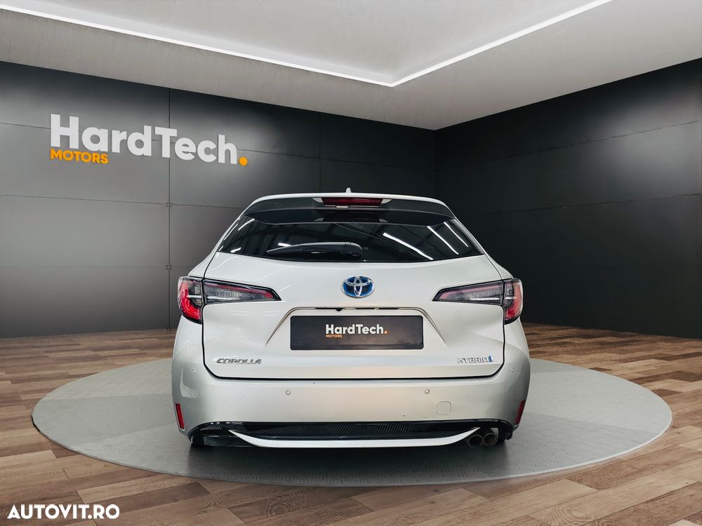 Toyota Corolla 2.0 HSD Exclusive - 6