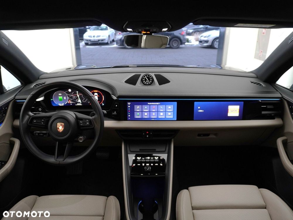 Porsche Macan - 36
