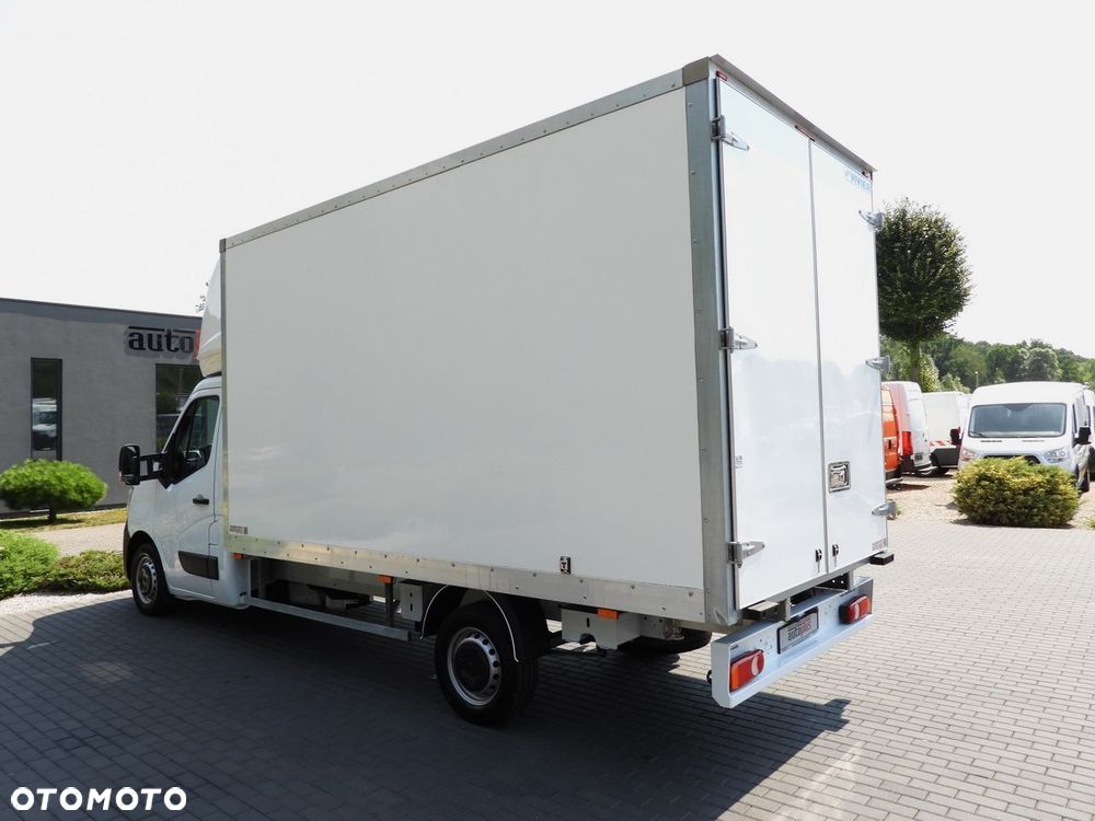 Renault MASTER KONTENER 8 PALET TEMPOMAT LEDY KLIMATYZACJA  165KM - 10