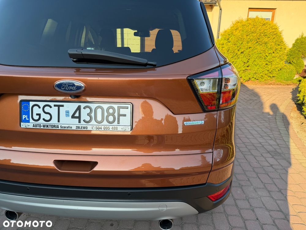 Ford Kuga 1.5 EcoBoost 2x4 Titanium - 23