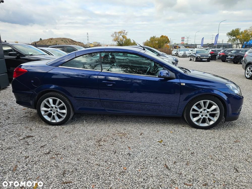 Opel Astra TwinTop 1.8 Cosmo - 20