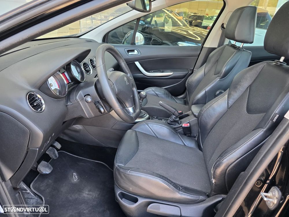 Peugeot 308 1.6 e-HDi Sportium CVM6 - 9