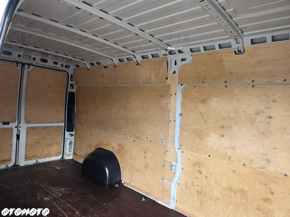Peugeot Boxer L4H2 Extra Long 2.2 Diesel 165 Koni BEZWYPADKOWY z Polskiego Salonu I Model 2023 rok IPierwszy i Jedyny Właściciel I SERWISOWANY I Wyjątkowo Atrakcyjny Egzemplarz I - 33