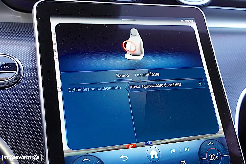 Mercedes-Benz C 300 e AMG Line - 35