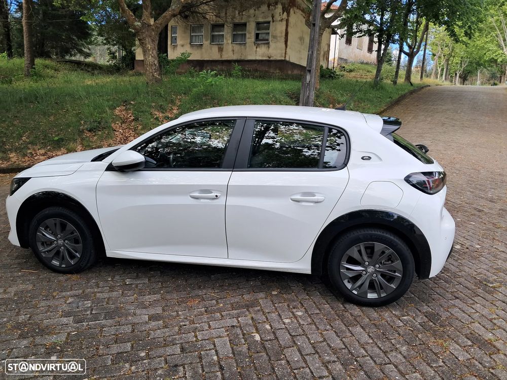 Peugeot e-208 Allure Pack - 12