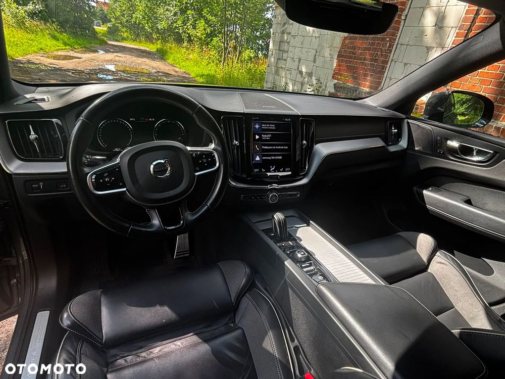 Volvo XC 60 B5 D AWD R-Design - 7