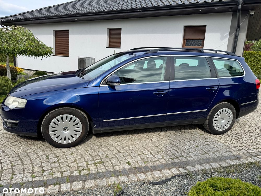 Volkswagen Passat - 21