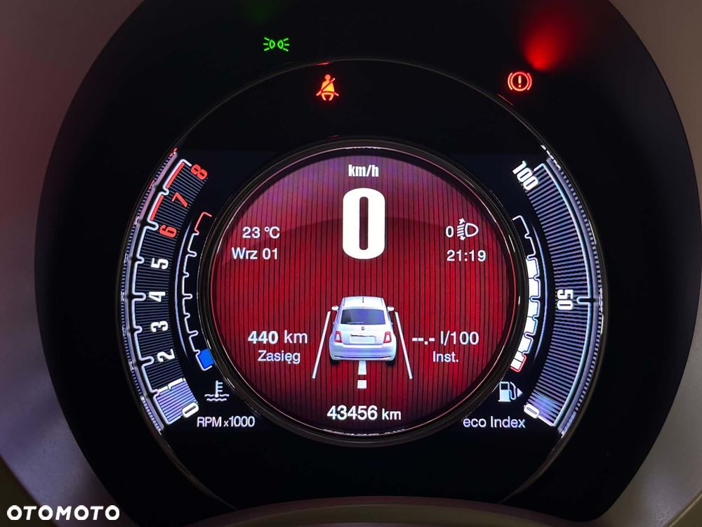 Fiat 500 1.0 Hybrid Dolcevita - 12