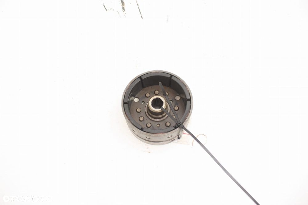 KOŁO MAGNESOWE MAGNETO Honda GL 1100 80-83 - 2