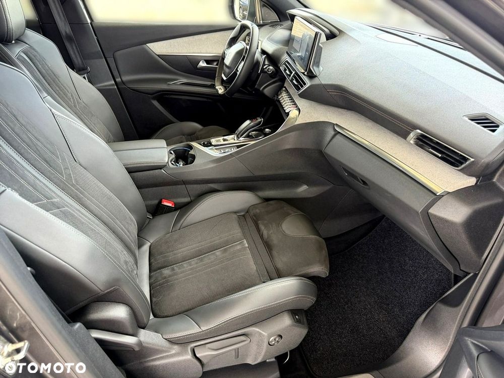 Peugeot 3008 - 23