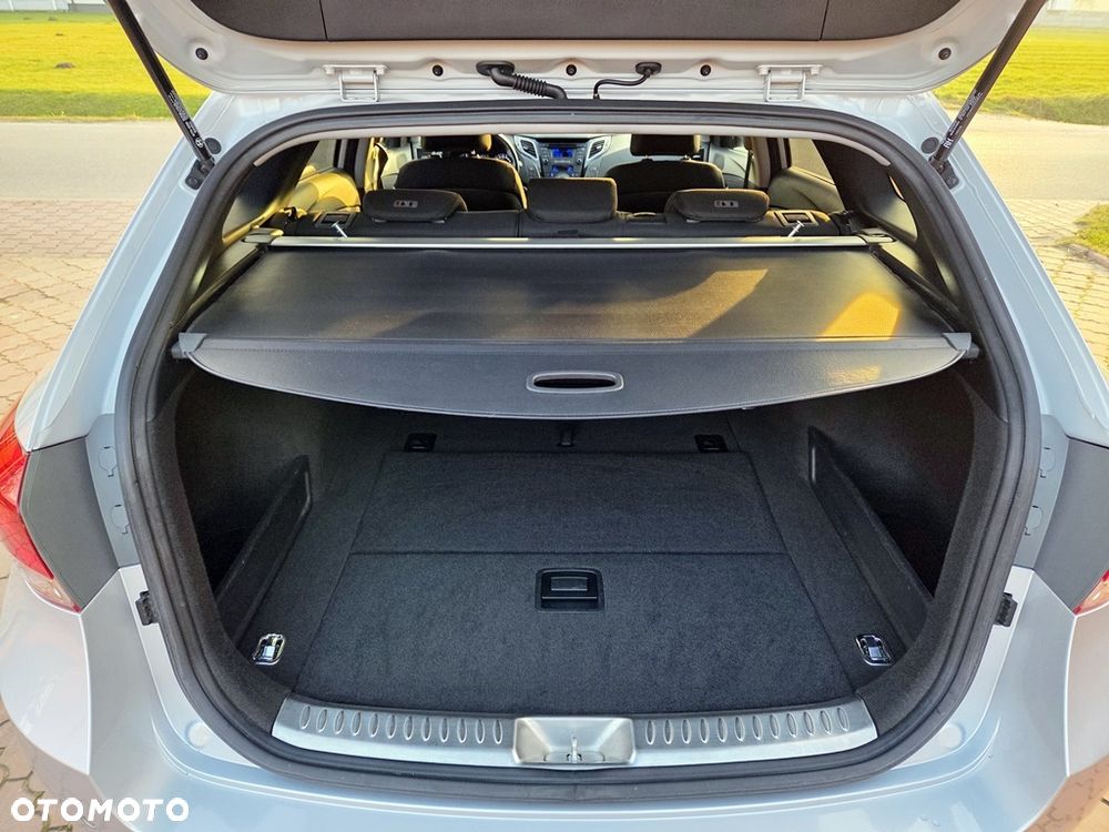 Hyundai i40 Kombi blue 1.7 CRDi DCT Premium - 8