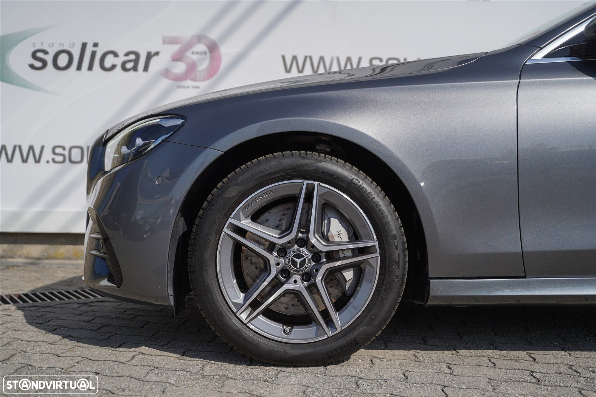 Mercedes-Benz E 300 de AMG Line - 15