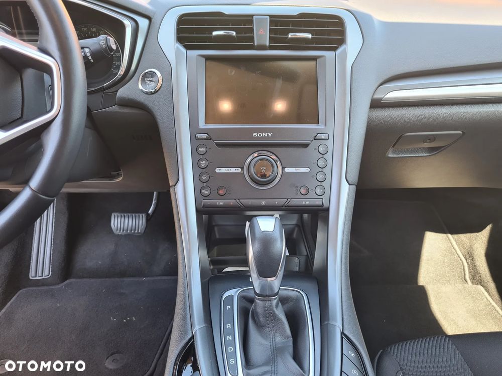 Ford Mondeo 2.0 EcoBoost Titanium - 7