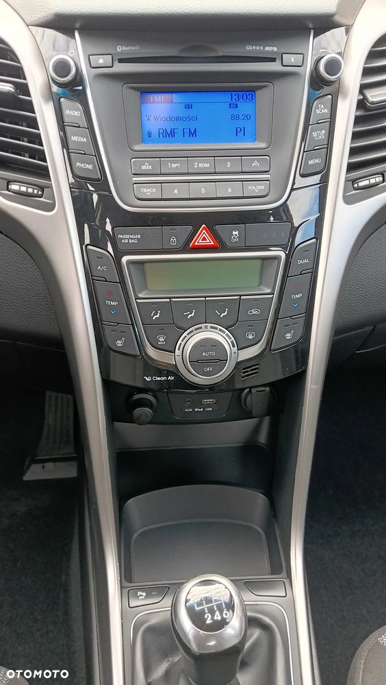 Hyundai i30 blue 1.6 GDI Trend - 15