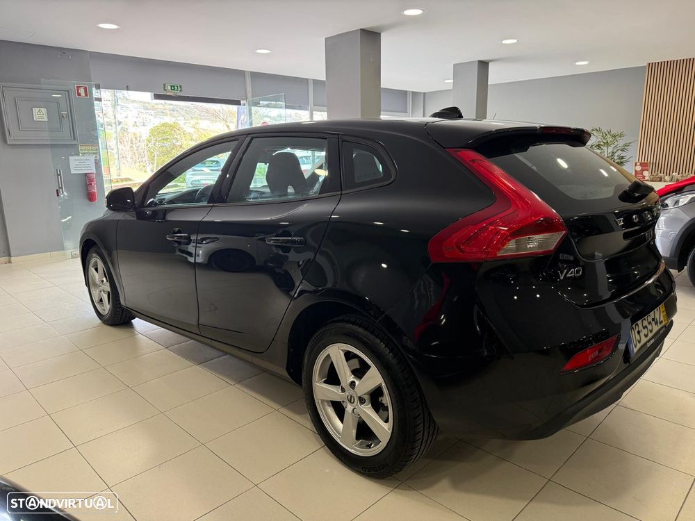 Volvo V40 2.0 D2 Inscription Geartronic - 2