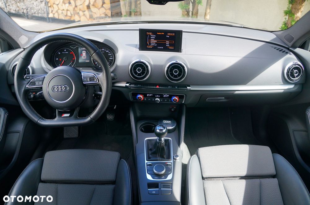 Audi A3 Sportback 2.0 TDI S line Sportpaket - 24