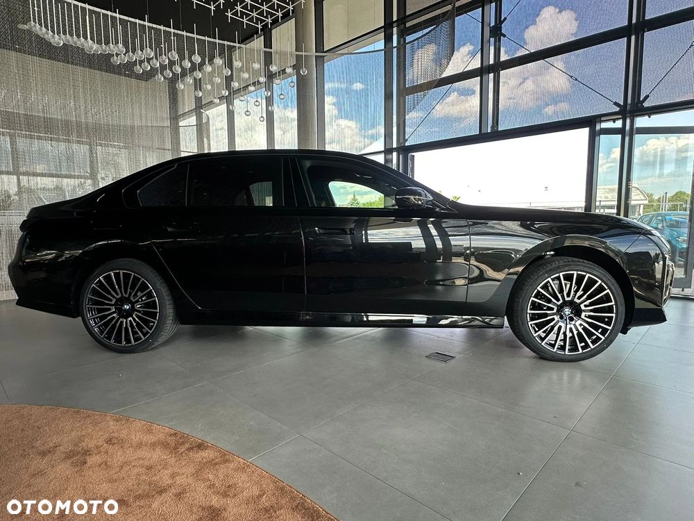 BMW Seria 7 740d xDrive mHEV sport - 8