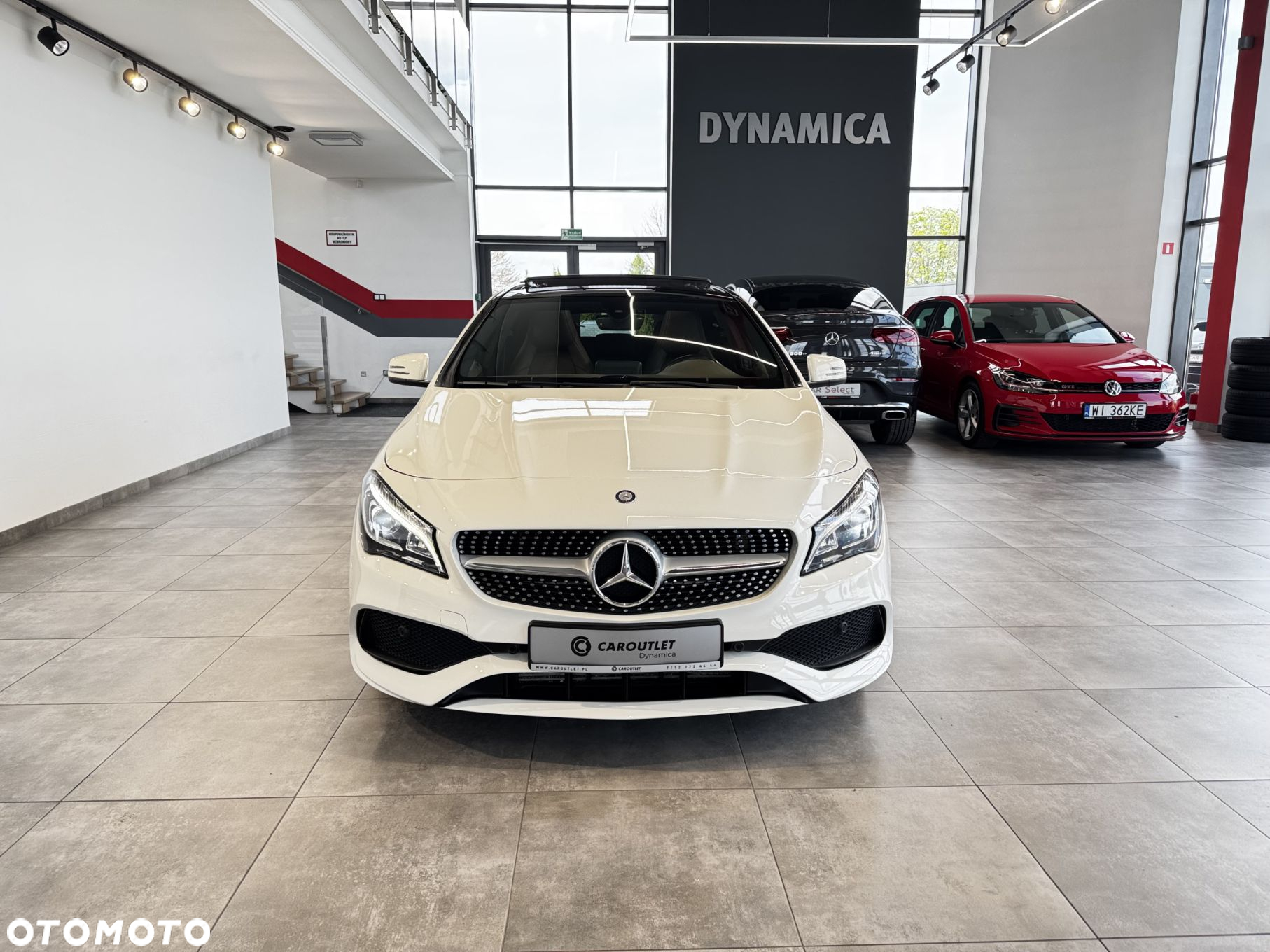 Mercedes-Benz CLA - 4