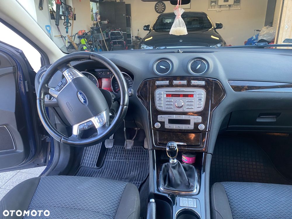Ford Mondeo - 14