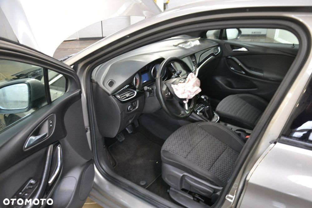 Opel Astra - 17