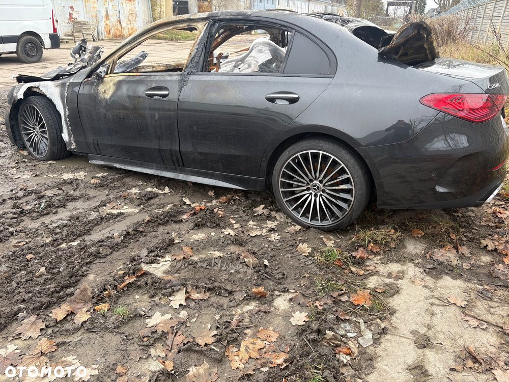Mercedes-Benz Klasa C 200 4Matic 9G-TRONIC - 3